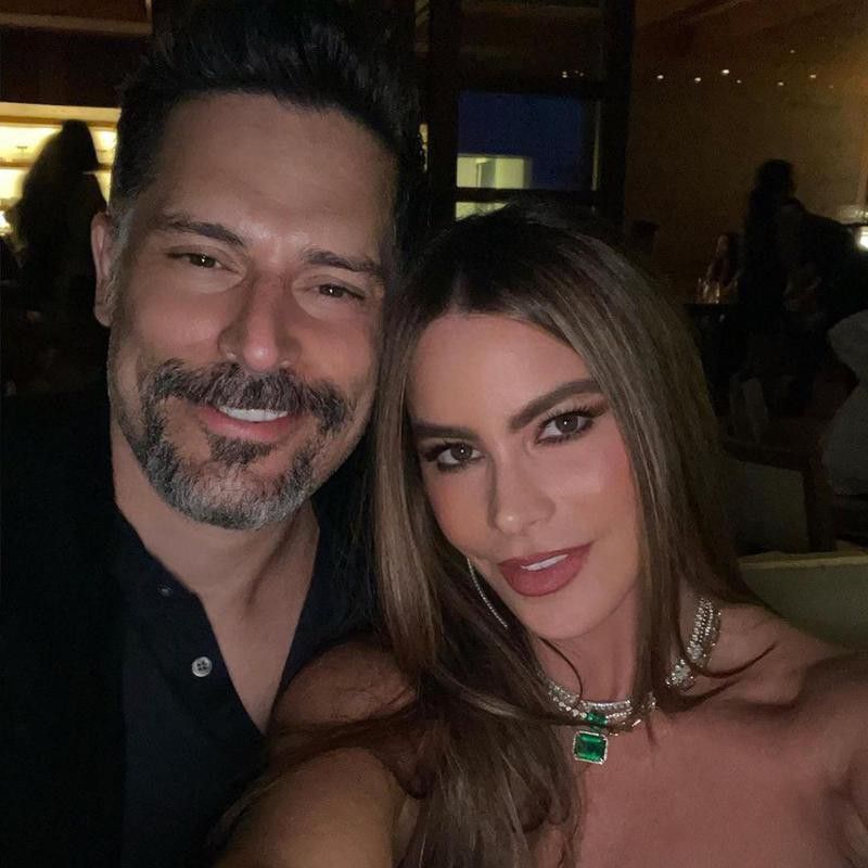 Sofia Vergara and Joe Manganiello selfie together