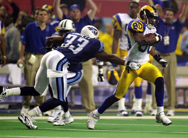 St. Louis Rams wide receiver Isaac Bruce runs 73-yards for touchdown