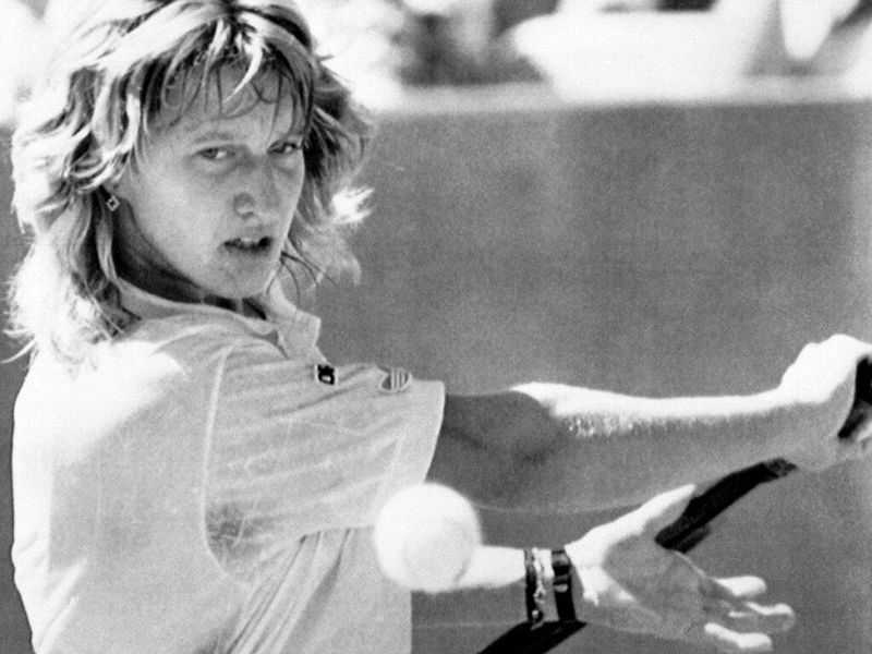 Steffi Graf was the only woman to win each Grand Slam at least four times