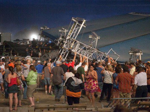 Sugarland stage collapse