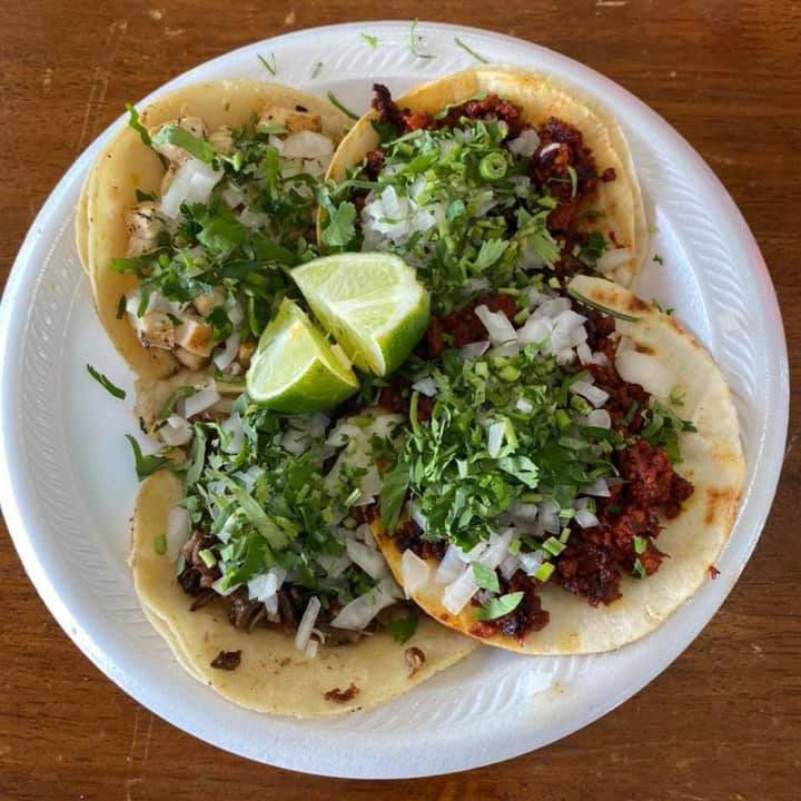 Tacos La Banqueta Puro DF in Dallas