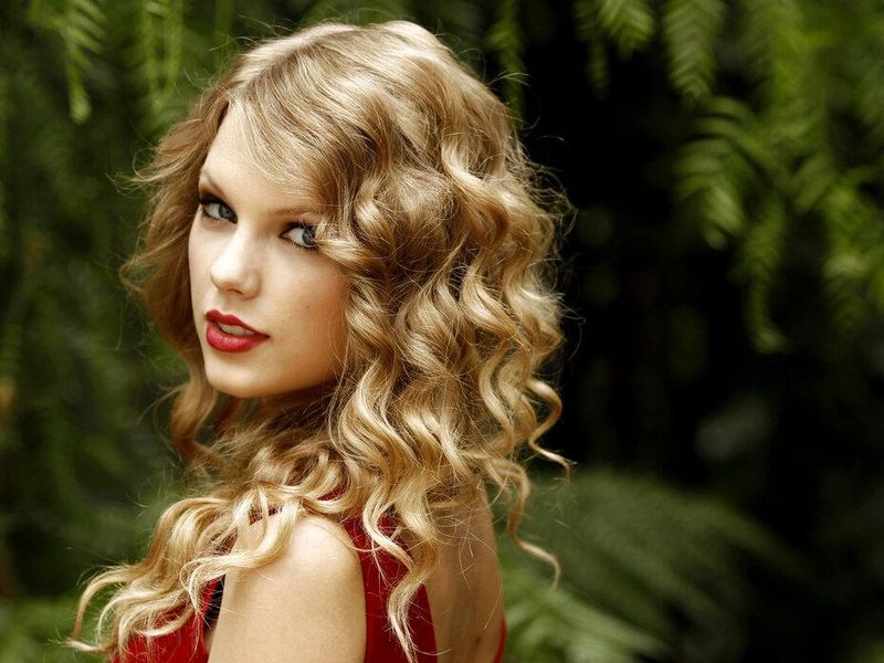 Taylor Swift Speak Now Album release