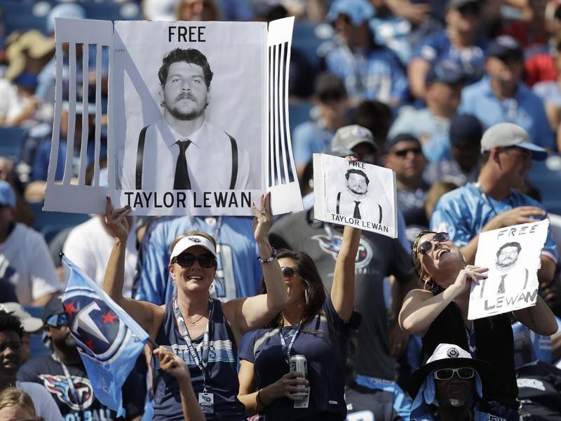 Tennessee Titans fans