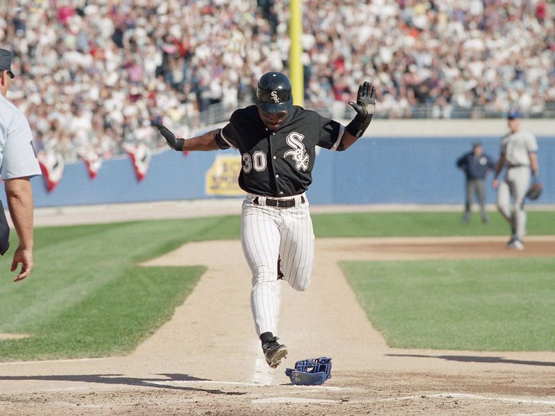 Tim Raines scores only Chicago White Sox run
