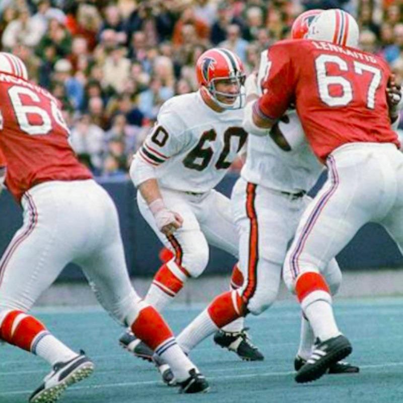 Tommy Nobis playing with Atlanta Falcons
