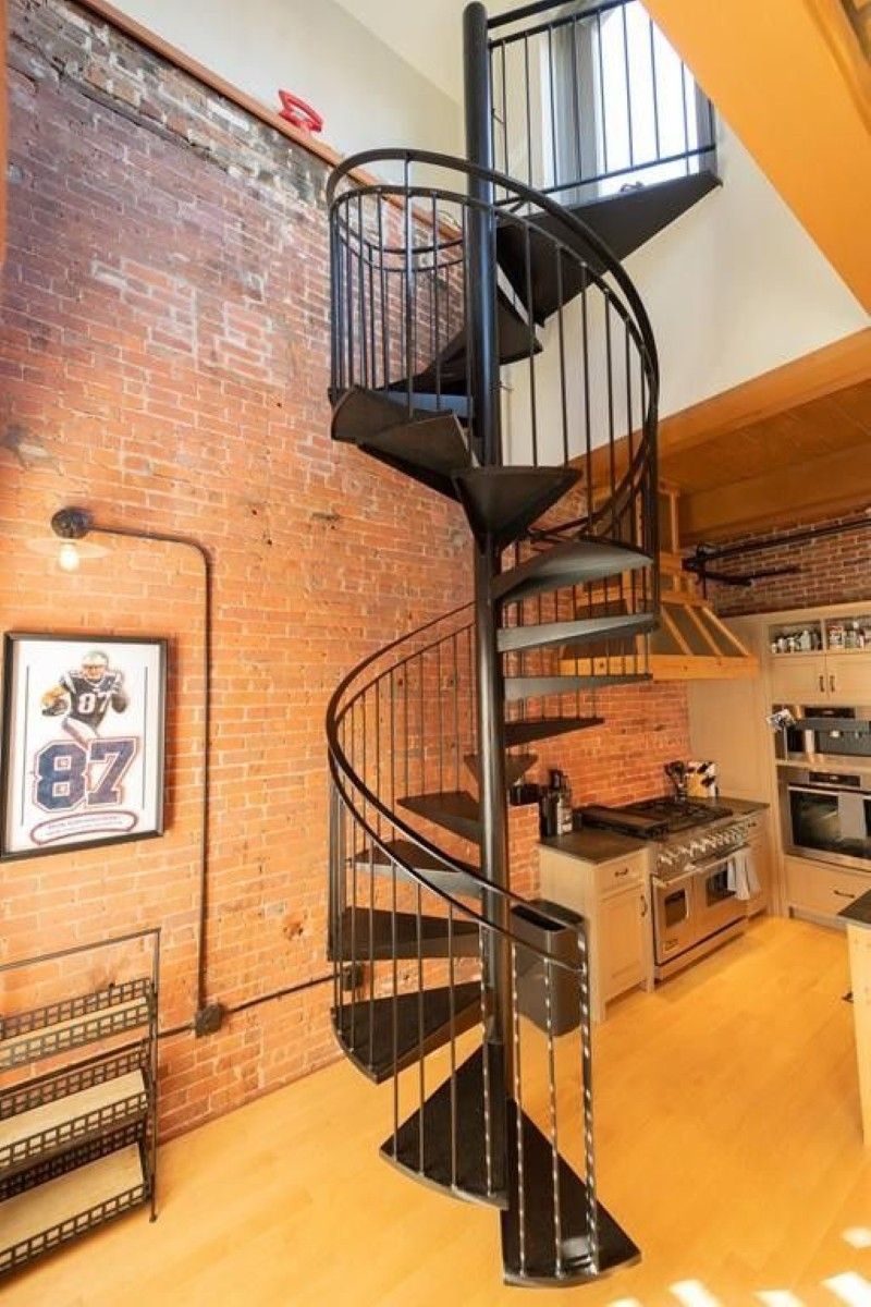 Two-story loft staircase