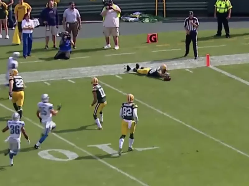 Ty Montgomery takes advantage of the NFL's kicking out-of-bounds penalty.