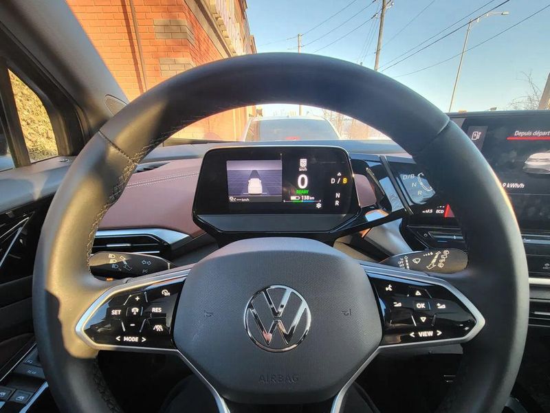 Volkswagen ID4 Pro interior