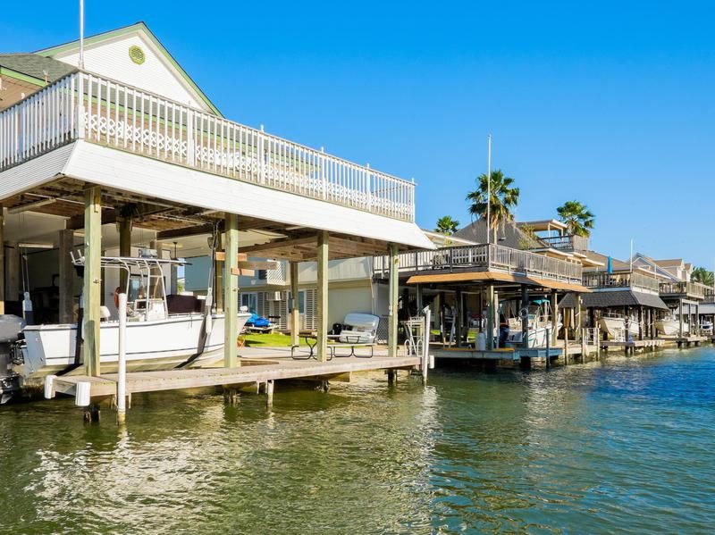 Waterfront homes in Galveston Texas