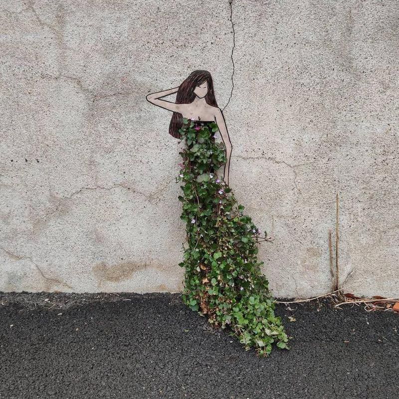 Woman street art in France