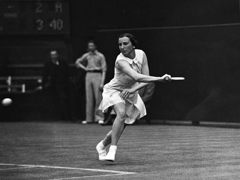 Women's tennis player Dorothy Round